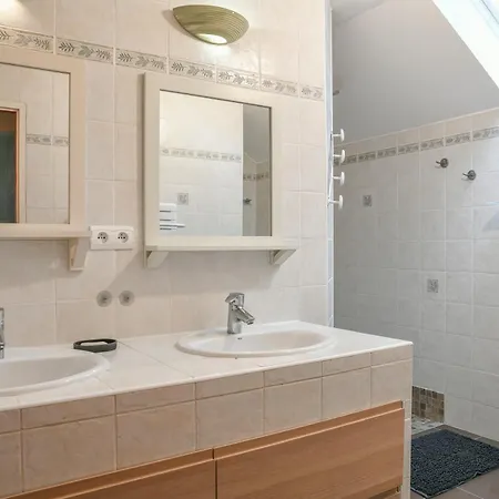 Дом отдыха Du Grand Port *